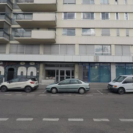 Travel Homes - Le Wilson, Face A La Gare Mulhouse Bagian luar foto